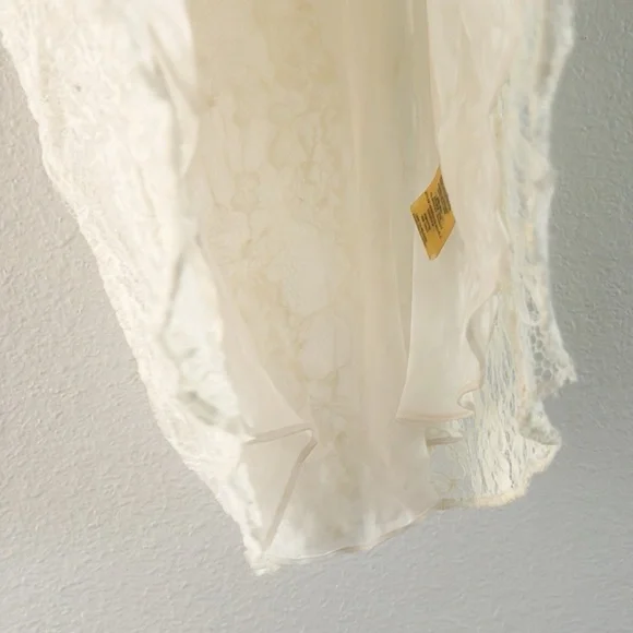 Alice & Olivia Lace Cowl Neck Sleeveless Blouse - Picture 4 of 4